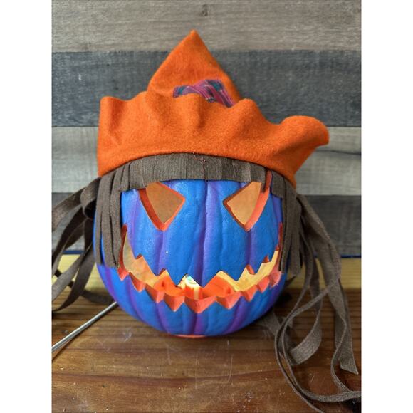 Vintage Trendmasters Blue Pumpkin Scarecrow Head Lighted - Picture 1 of 7